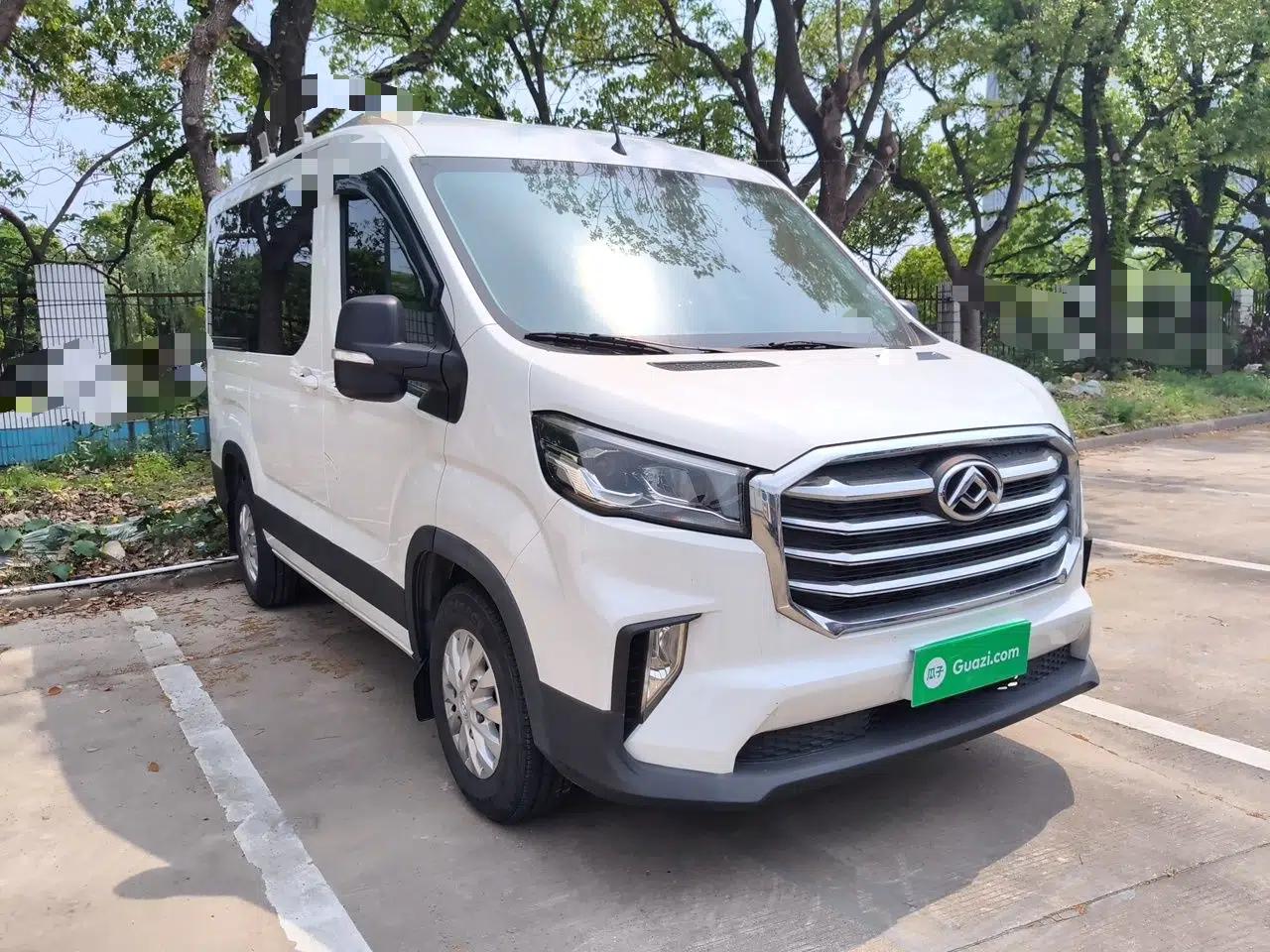 SAIC MAXUS Xintu V90 2022 2.0T AMT Yunjie Front-Wheel-Drive Short Wheelbase Mid-Roof Design with Single Rear Tire and 6 Seats — миниатюра 3