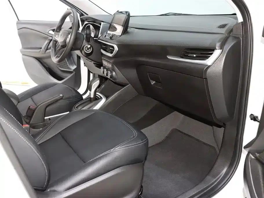 Chevrolet Trax 2019 Redline 335T CVT Trendy Edition (National VI Emission Standard) — миниатюра 8