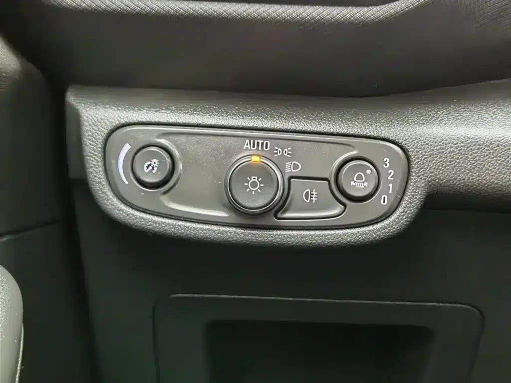 Chevrolet Trailblazer 2019 435T Redline CVT 2WD Elite Edition (China VI Emission Standard) — миниатюра 21