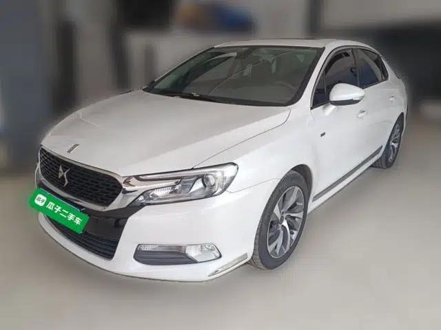 DS 5LS 2016 1.6T Elegant Edition THP160