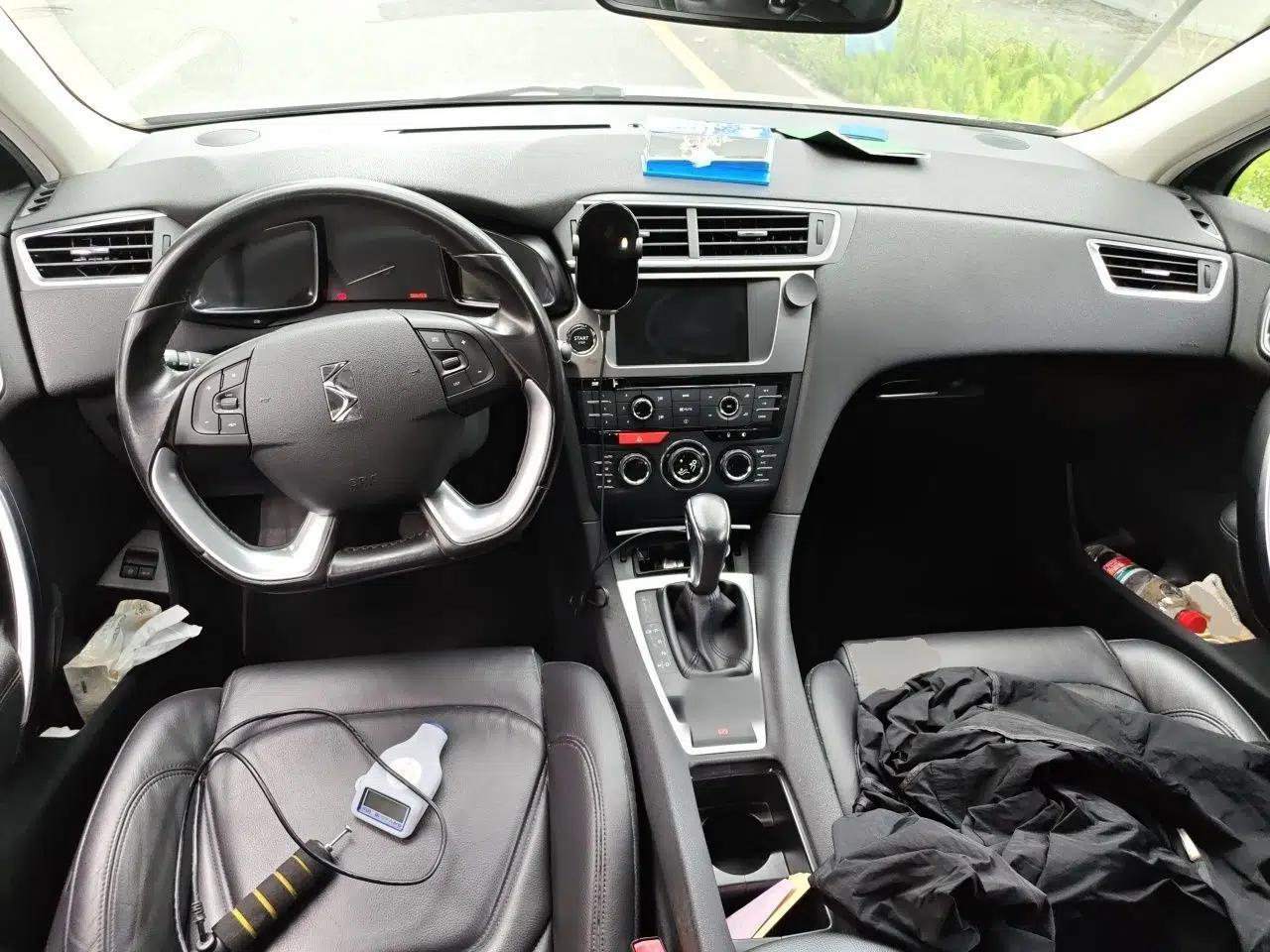 DS 5LS 2014 1.6T Luxury Edition THP160 — миниатюра 10