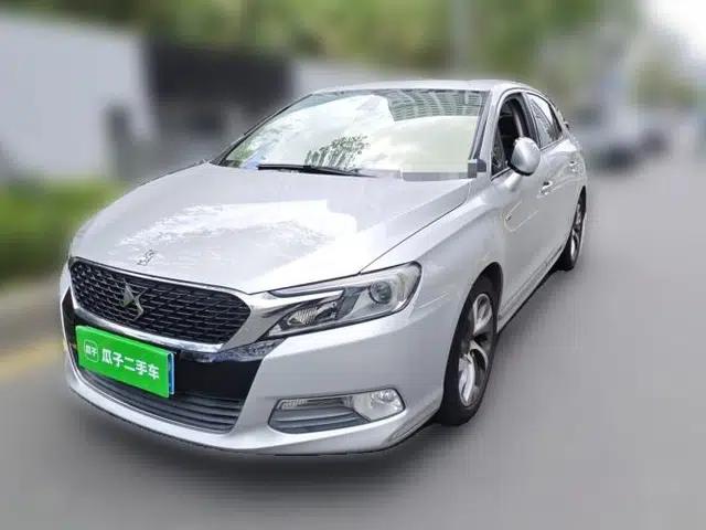 DS 5LS 2014 1.6T Luxury Edition THP160