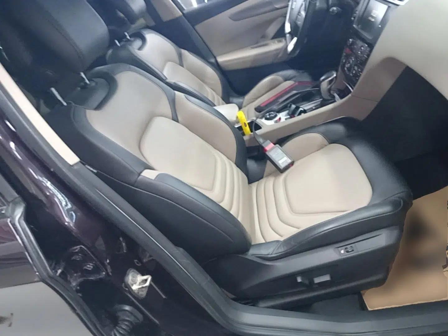 DS 6 2014 1.6T Luxury Edition THP200 — миниатюра 23