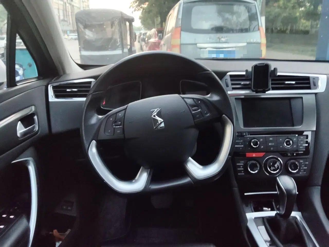 DS 6 2016 1.6T Luxury Edition THP160 — миниатюра 11