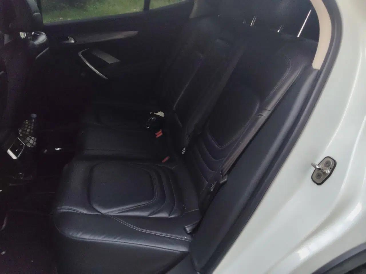 DS 6 2016 1.6T Luxury Edition THP160 — миниатюра 18