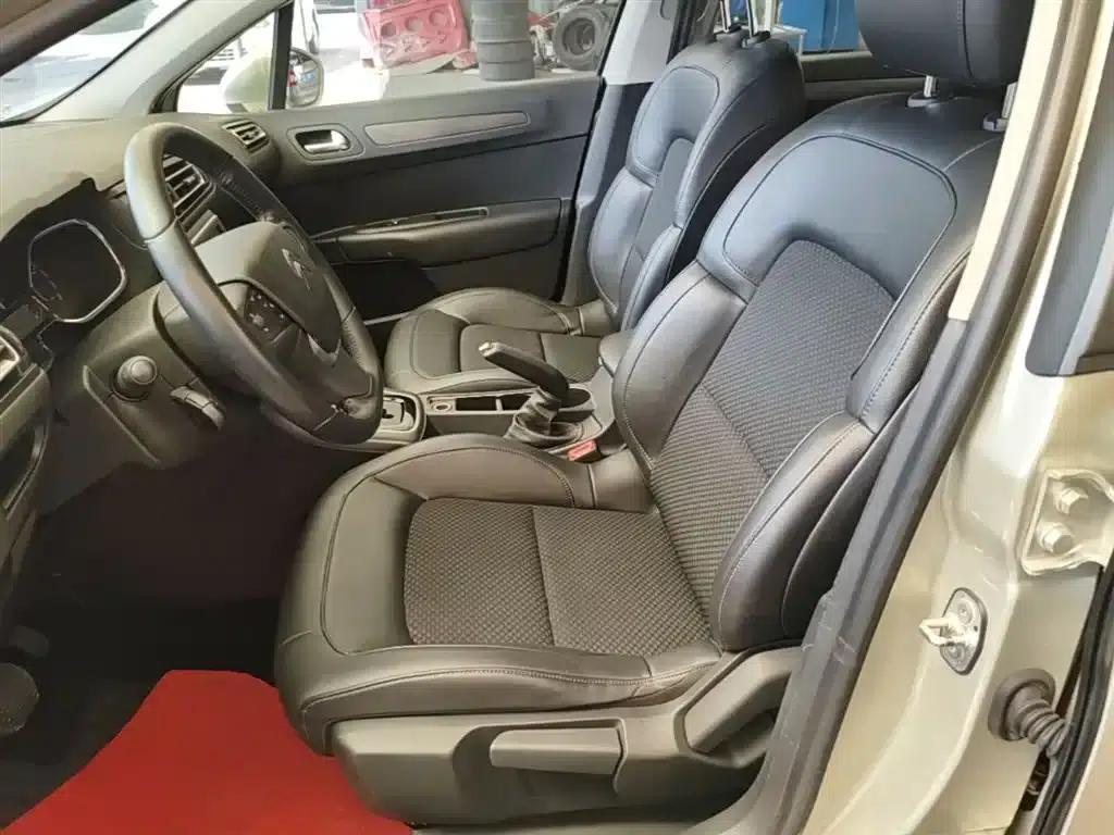 Citroën C4 2016 1.6L Automatic Luxury — миниатюра 15