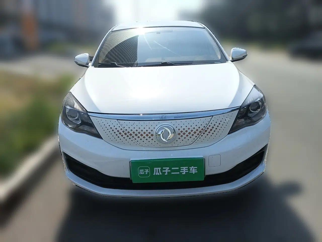 Dongfeng Aeolus E70 2023 360H Battery-Swap Version — миниатюра 2