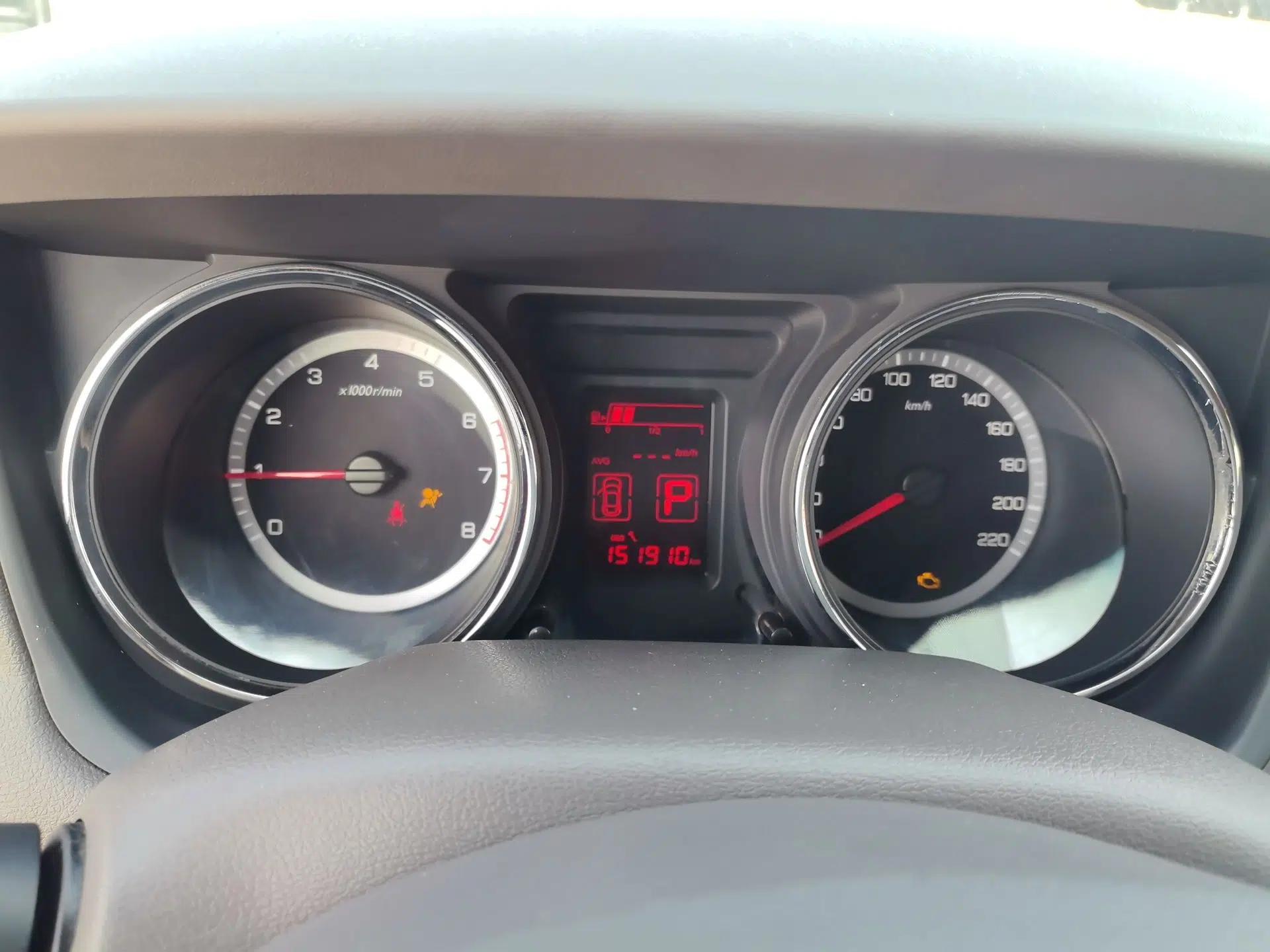 Dongfeng Aeolus A60 2014 1.6L Automatic Luxury Model — миниатюра 12