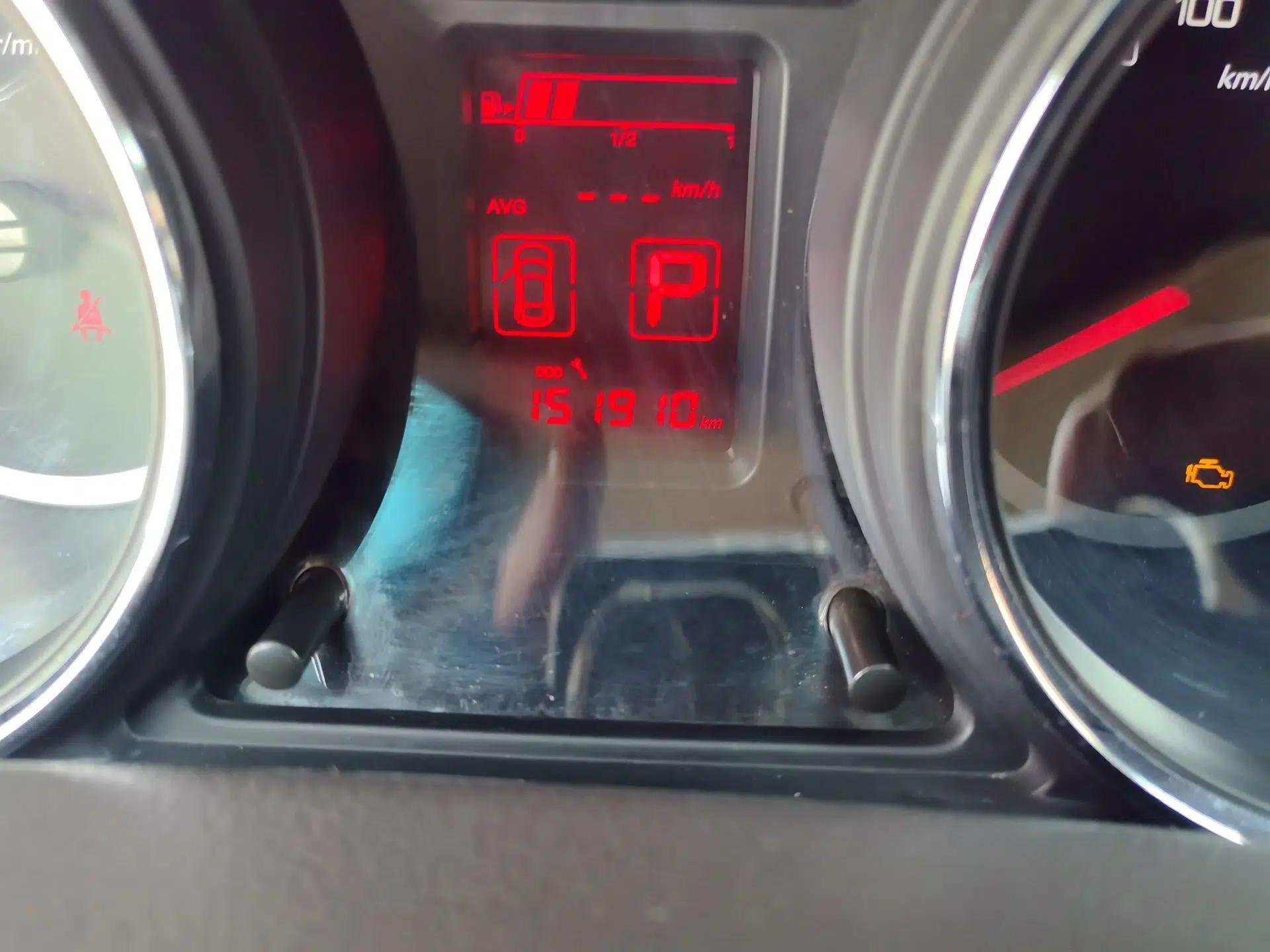 Dongfeng Aeolus A60 2014 1.6L Automatic Luxury Model — миниатюра 13