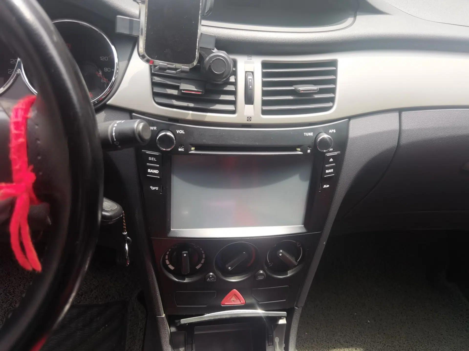 Dongfeng Aeolus S30 2014 1.5L Manual Gratitude Edition — миниатюра 14