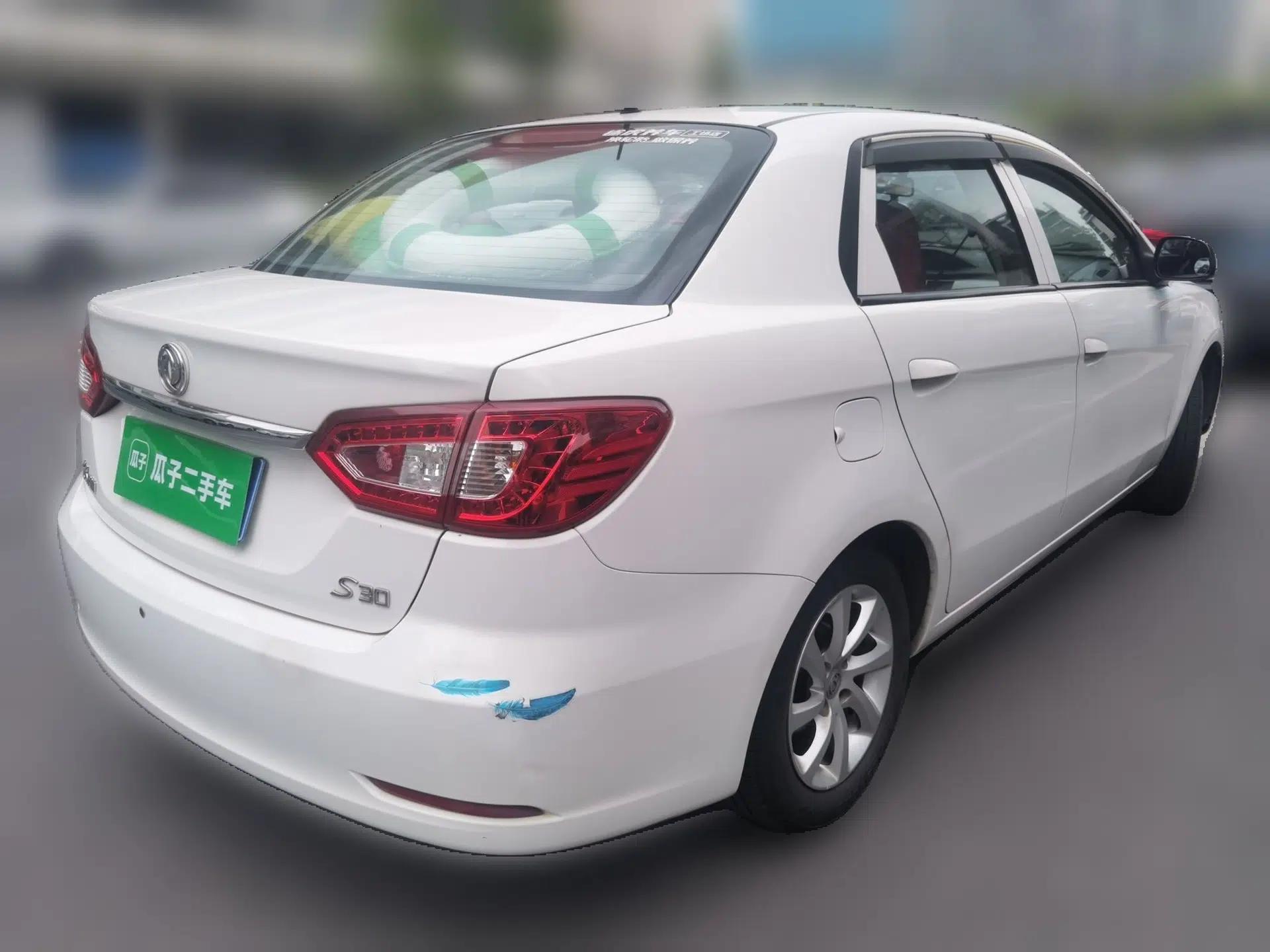 Dongfeng Aeolus S30 2014 1.5L Manual Gratitude Edition — миниатюра 6