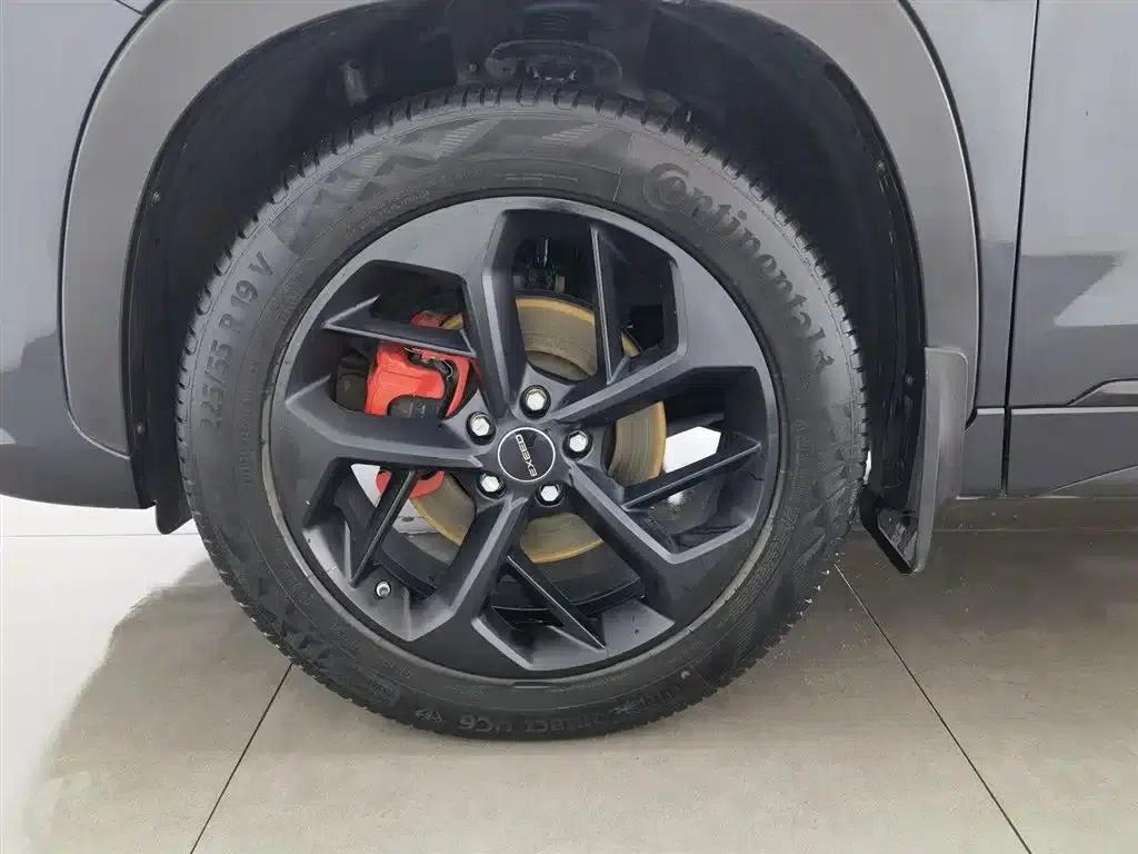 Exeed Chaser 2021 Versailles Edition 1.6T DCT Star Edition — миниатюра 17