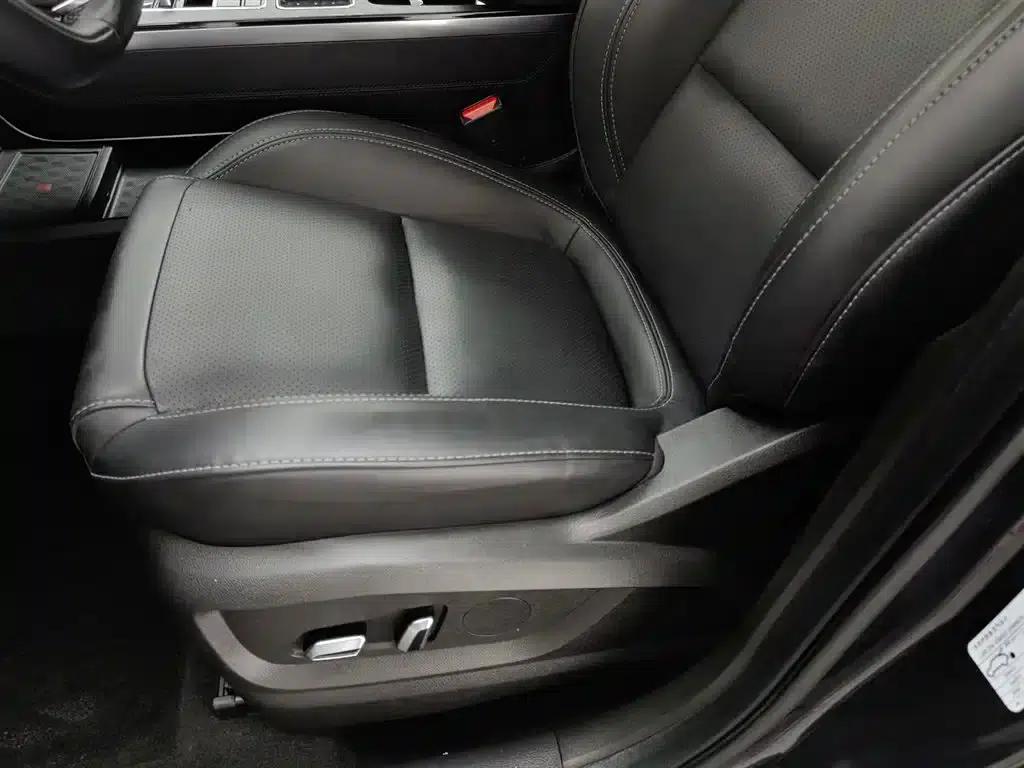 Exeed Chaser 2021 Versailles Edition 1.6T DCT Star Edition — миниатюра 20