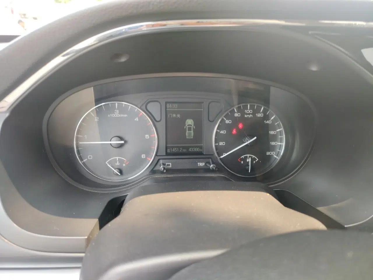 Dongfeng Ruichi 2018 2.5T Diesel Two-Wheel Drive Standard Version with Long Cargo Bed – ZD25T5 — миниатюра 12