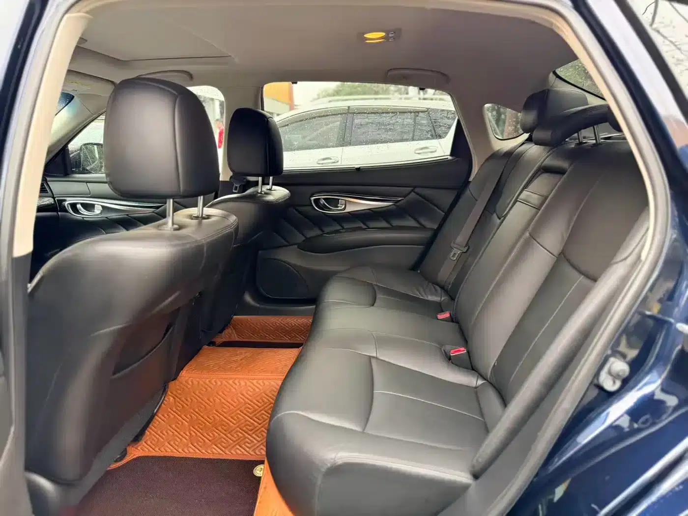Infiniti Q70 2019 Q70L 2.0T Elite Edition — миниатюра 6