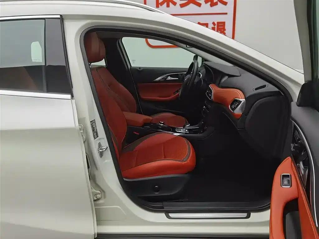Infiniti QX30 2017 2.0T AWD Sport Edition — миниатюра 23
