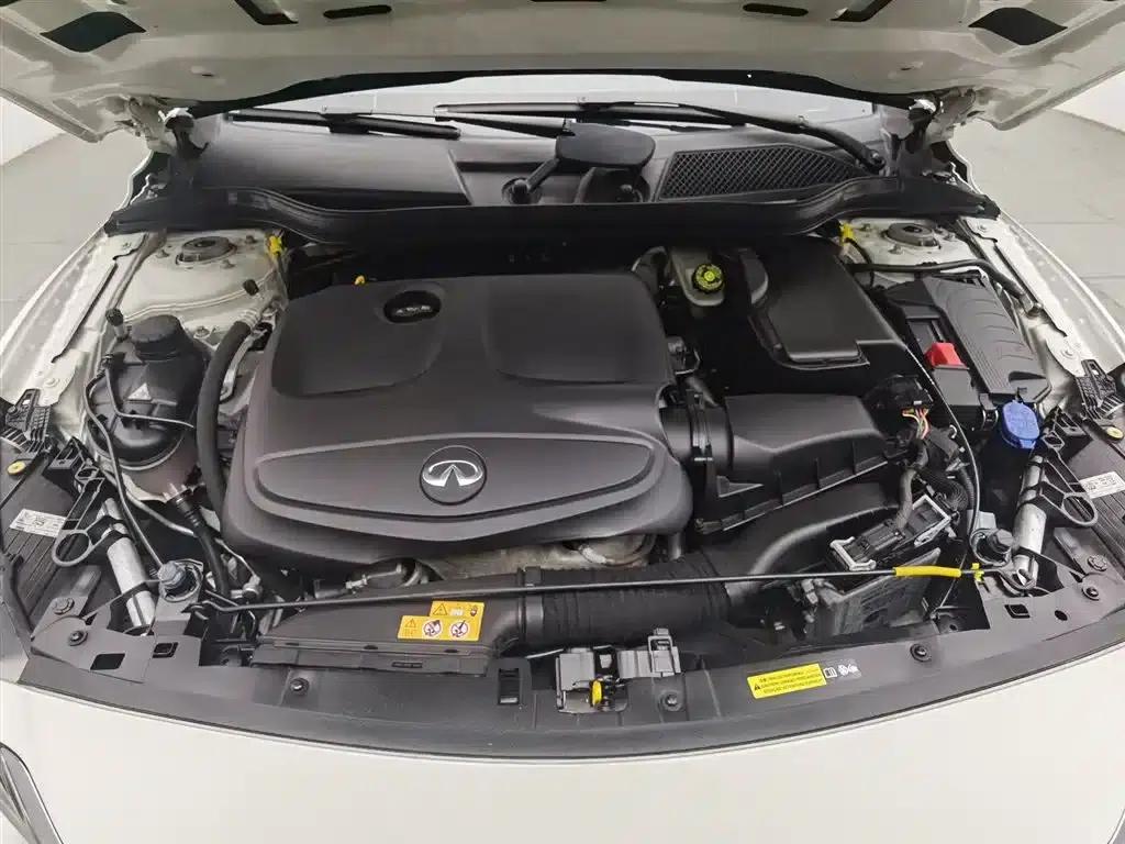 Infiniti QX30 2017 2.0T AWD Sport Edition — миниатюра 6