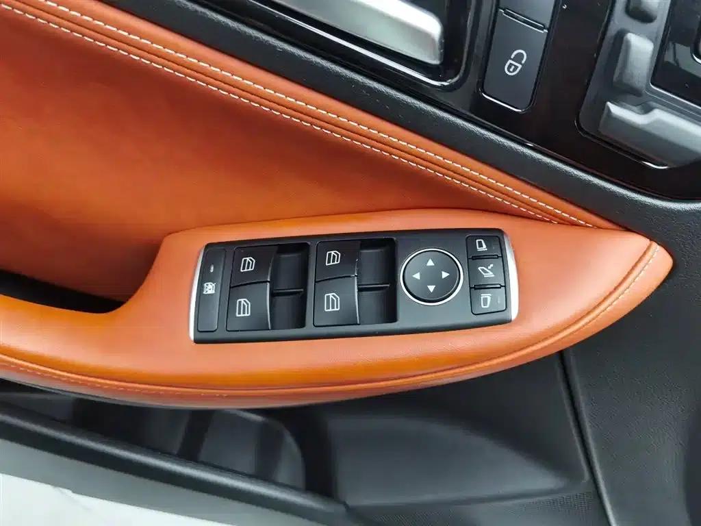 Infiniti QX30 2017 2.0T AWD Sport Edition — миниатюра 9