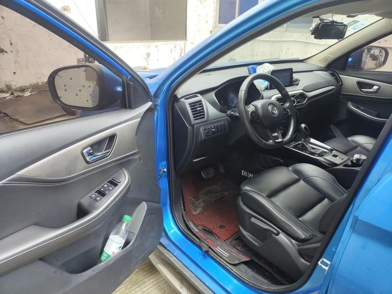 Dongfeng Fengon S560 2018 1.8L CVT Elite Model 7 Seats — миниатюра 13