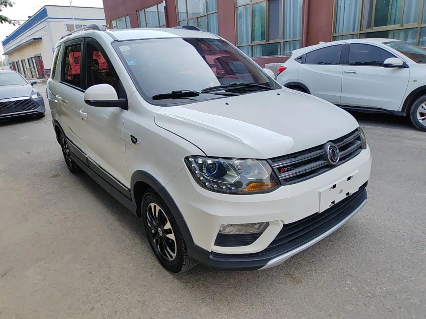 Dongfeng Fengon 370 2018 S370 1.5L CVT Luxury 7-Seater — миниатюра 3