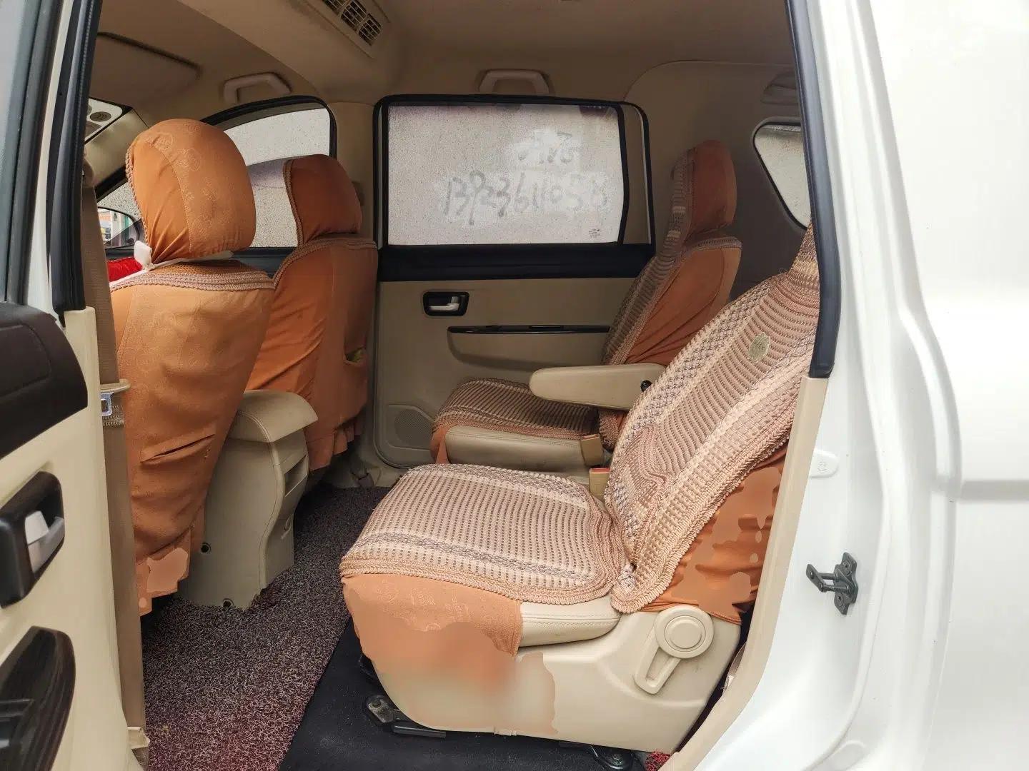 Dongfeng Fengon 370 2016 1.5L Manual Comfort 7-Seater — миниатюра 18
