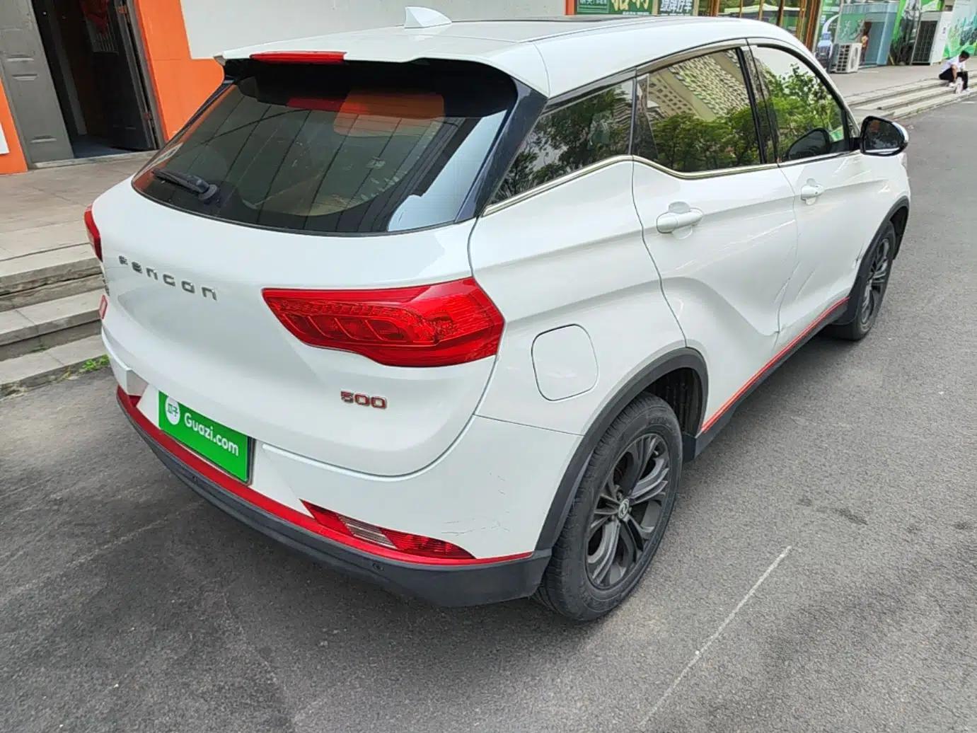 Dongfeng Fengon 500 2021 1.5L CVT Enjoyment Version — миниатюра 6