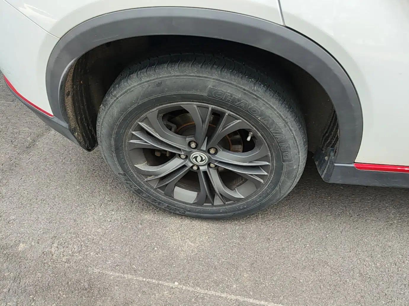 Dongfeng Fengon 500 2021 1.5L CVT Enjoyment Version — миниатюра 10