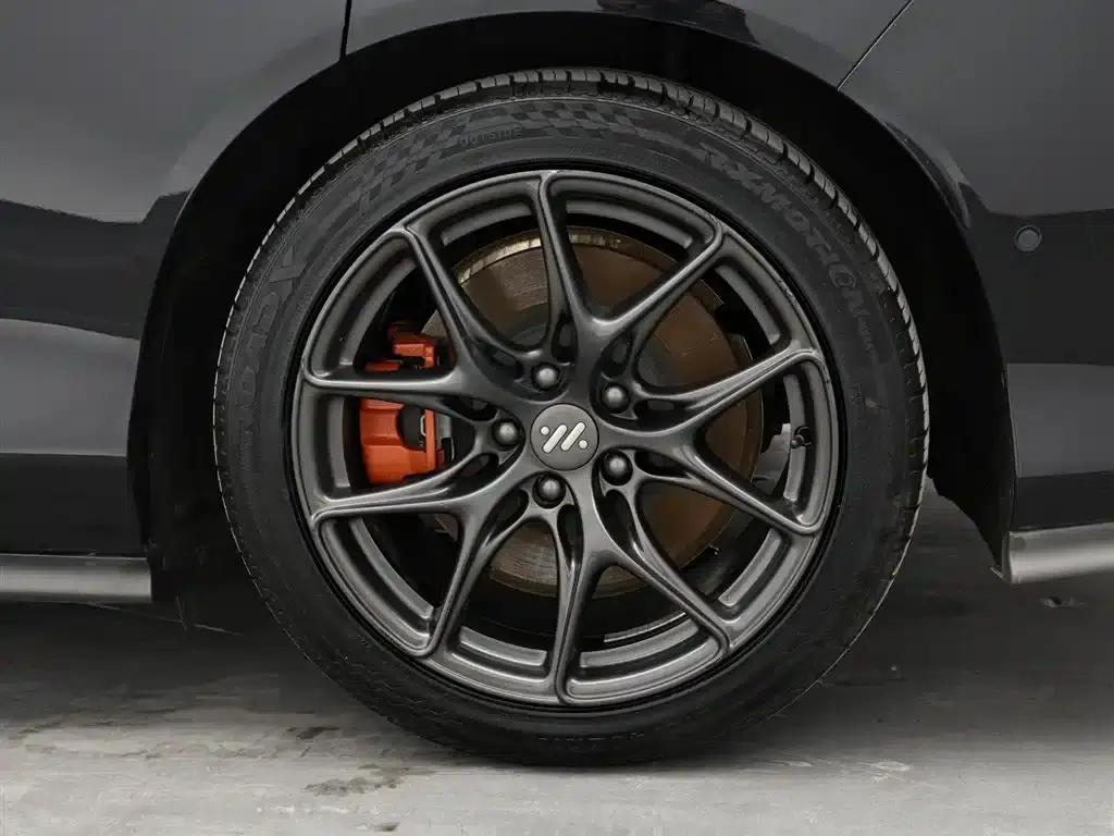 Zhiji L6 2024 Max Standard Edition — миниатюра 8