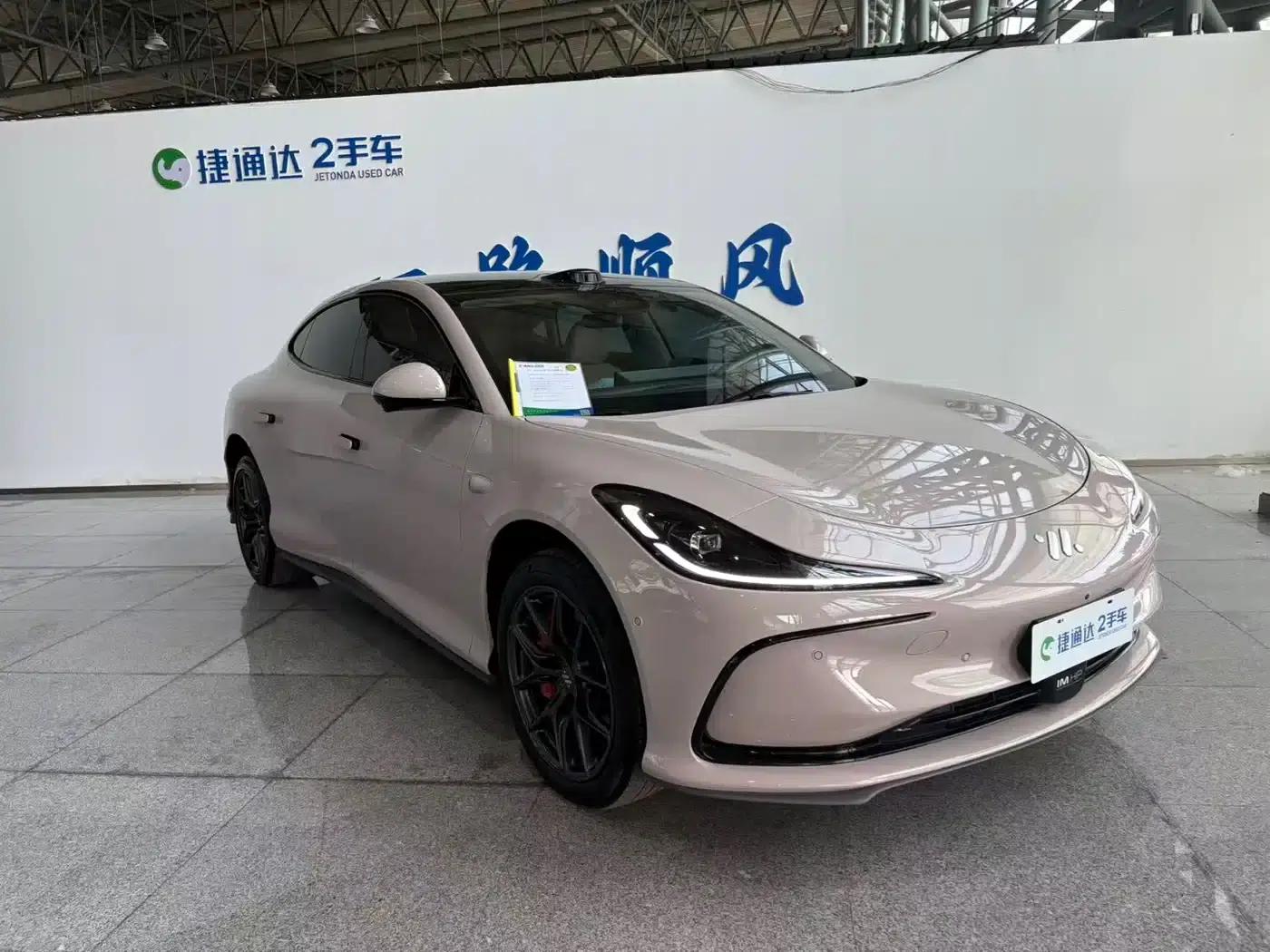 Zhiji L6 2024 Max Long Range Edition — миниатюра 4
