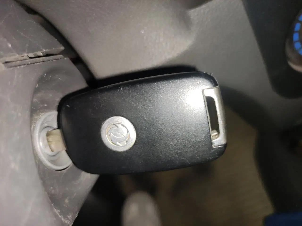 Dongfeng Xiaokang K07S 2015 1.2L Practical Version DK12-05 — миниатюра 9
