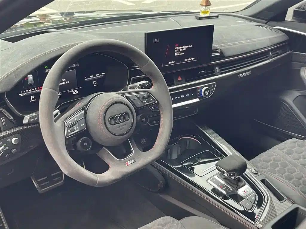 2023 Audi S4 Avant 3.0TFSI — миниатюра 5