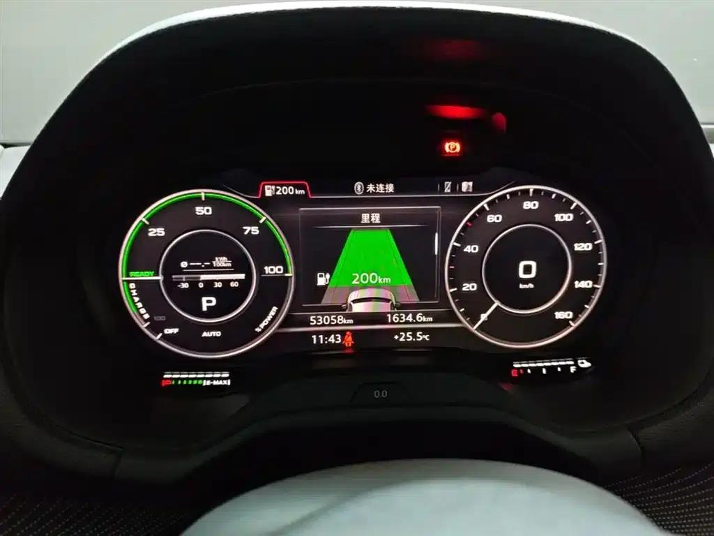 2019 Audi Q2L e-tron Pure Electric Smart Edition — миниатюра 12