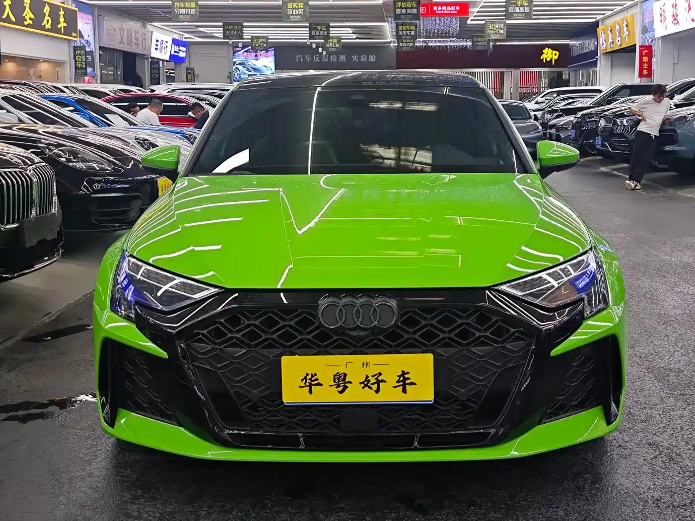 Audi RS 3 2025 RS 3 2.5T Sportback — миниатюра 2