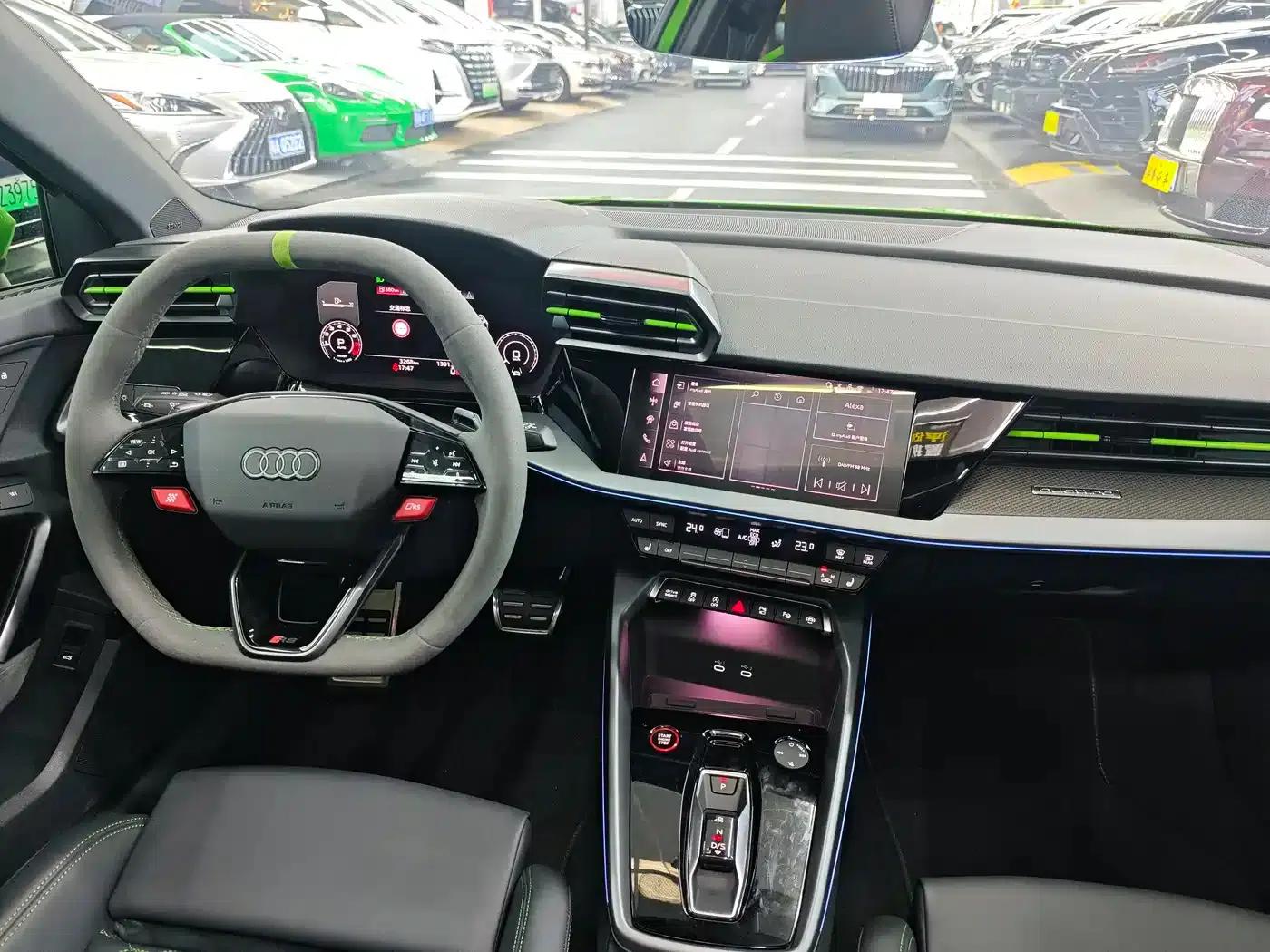 Audi RS 3 2025 RS 3 2.5T Sportback — миниатюра 11
