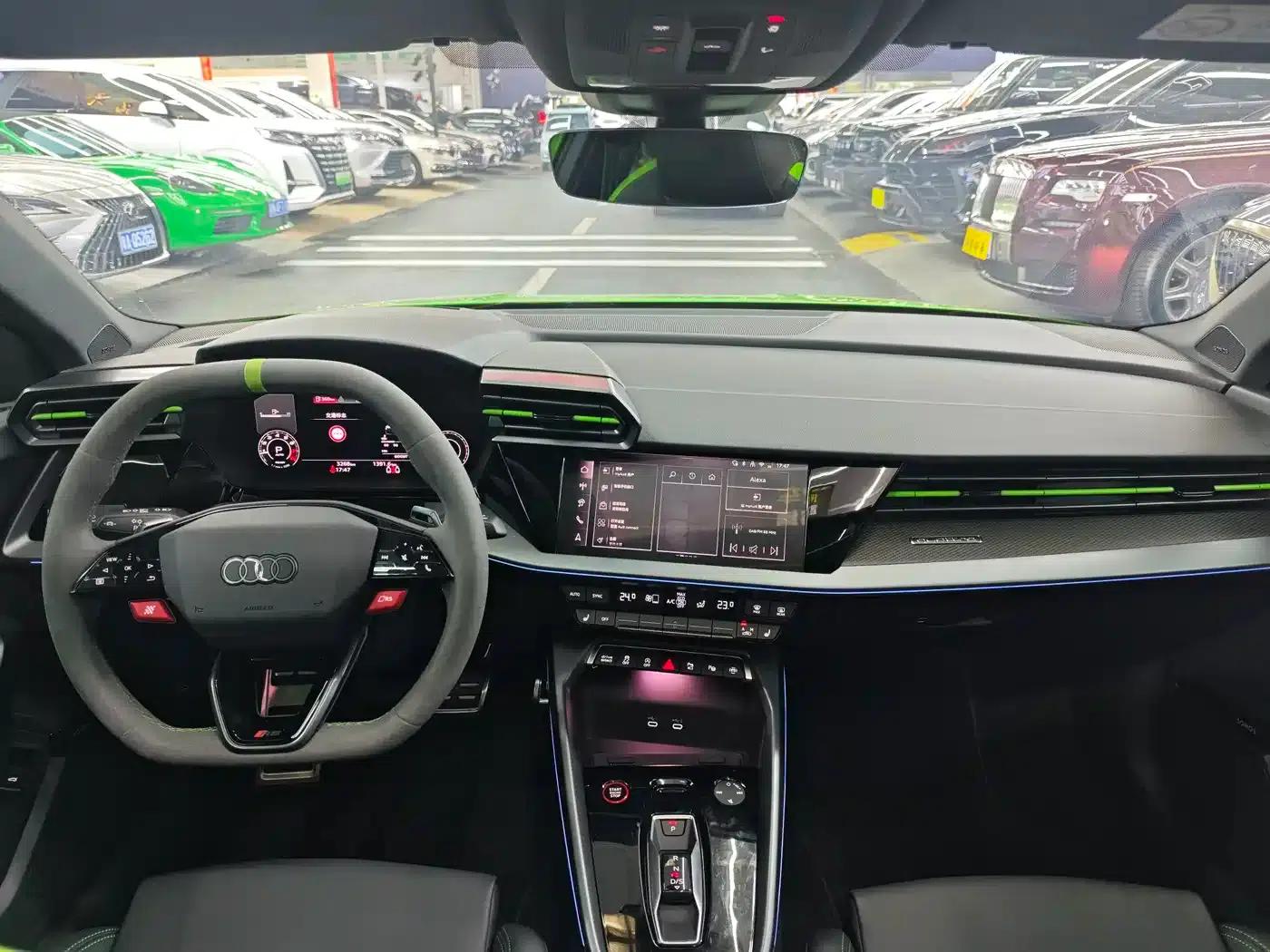 Audi RS 3 2025 RS 3 2.5T Sportback — миниатюра 9