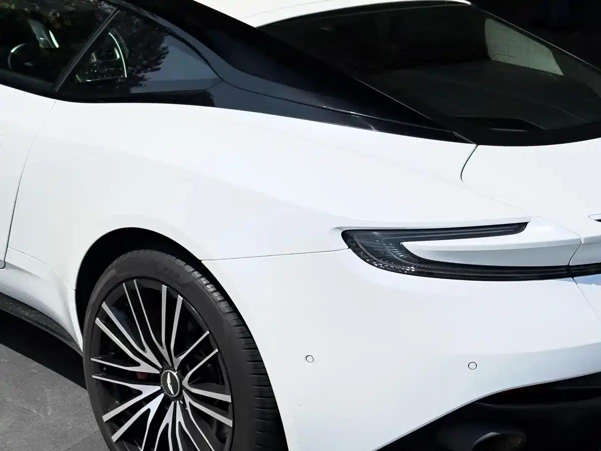 Aston Martin DB11 2019 4.0T V8 Coupe — миниатюра 5