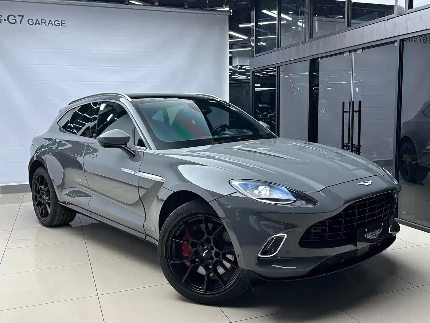 Aston Martin DBX 2022 3.0T STRAIGHT-SIX — миниатюра 4