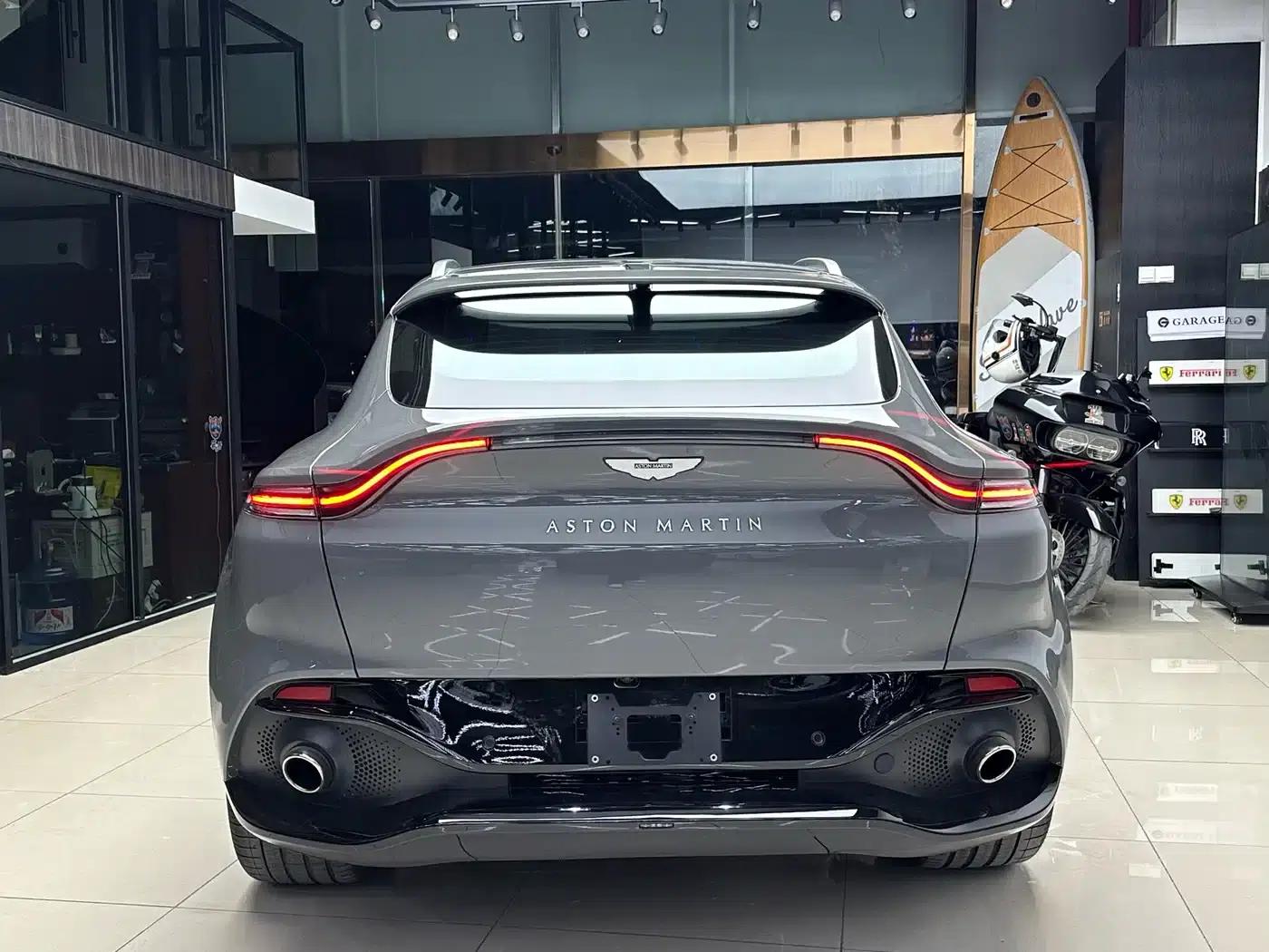 Aston Martin DBX 2022 3.0T STRAIGHT-SIX — миниатюра 6