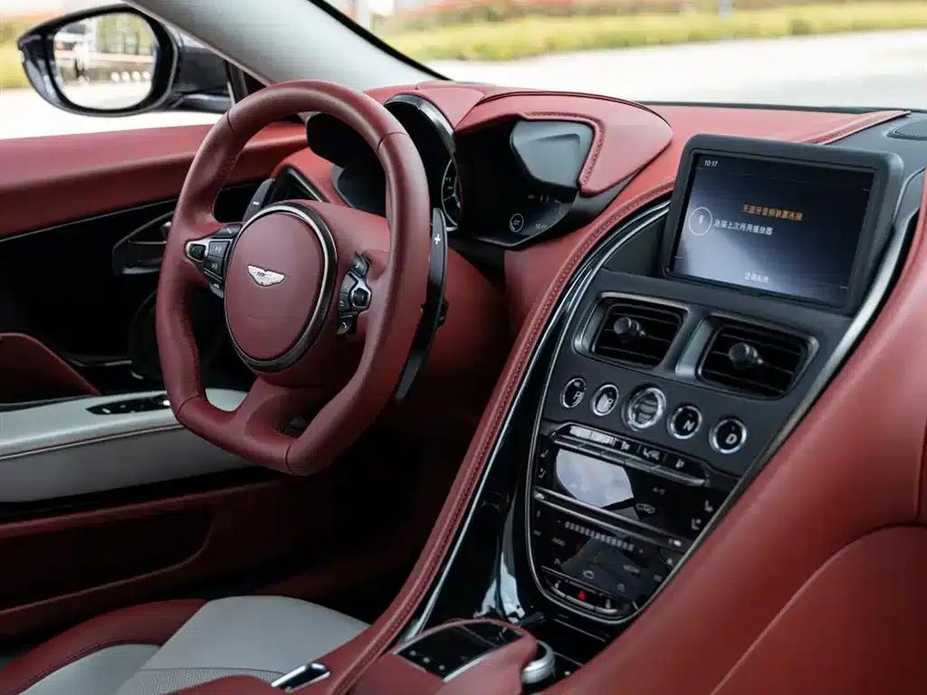 2019 Aston Martin DBS Superleggera V12 Coupe — миниатюра 10