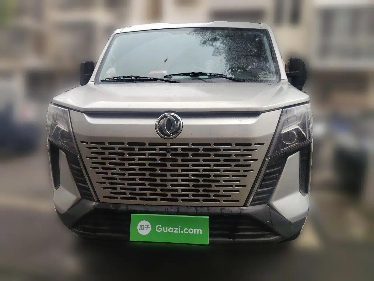 Dongfeng Yufeng 2023 V9+ 2.0T Manual Front-Wheel-Drive Multi-Function Short-Chassis Low-Roof 5/6-Seater — миниатюра 2