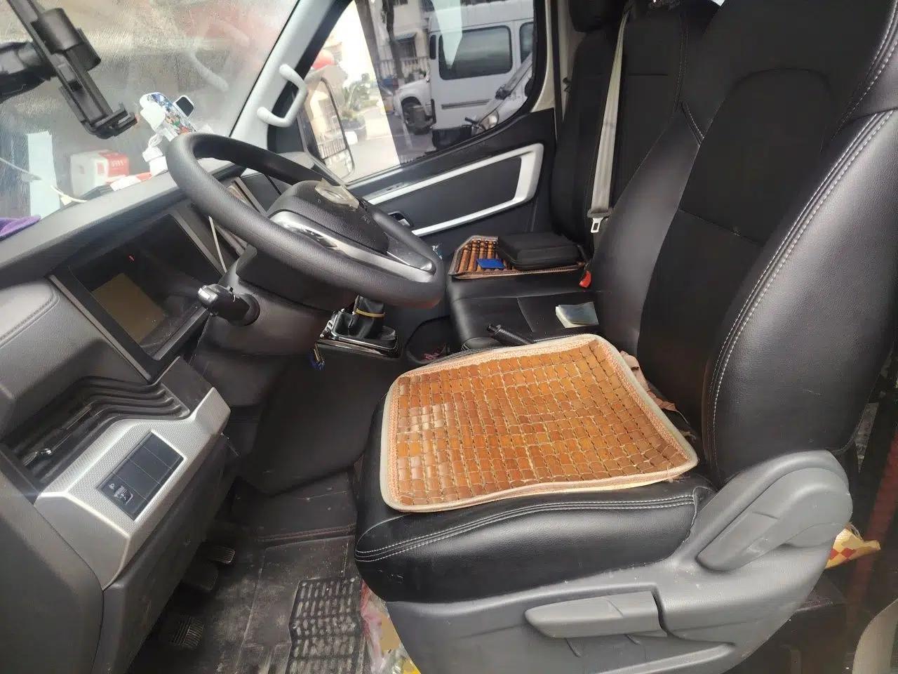 Dongfeng Yufeng 2023 V9+ 2.0T Manual Front-Wheel-Drive Multi-Function Short-Chassis Low-Roof 5/6-Seater — миниатюра 16