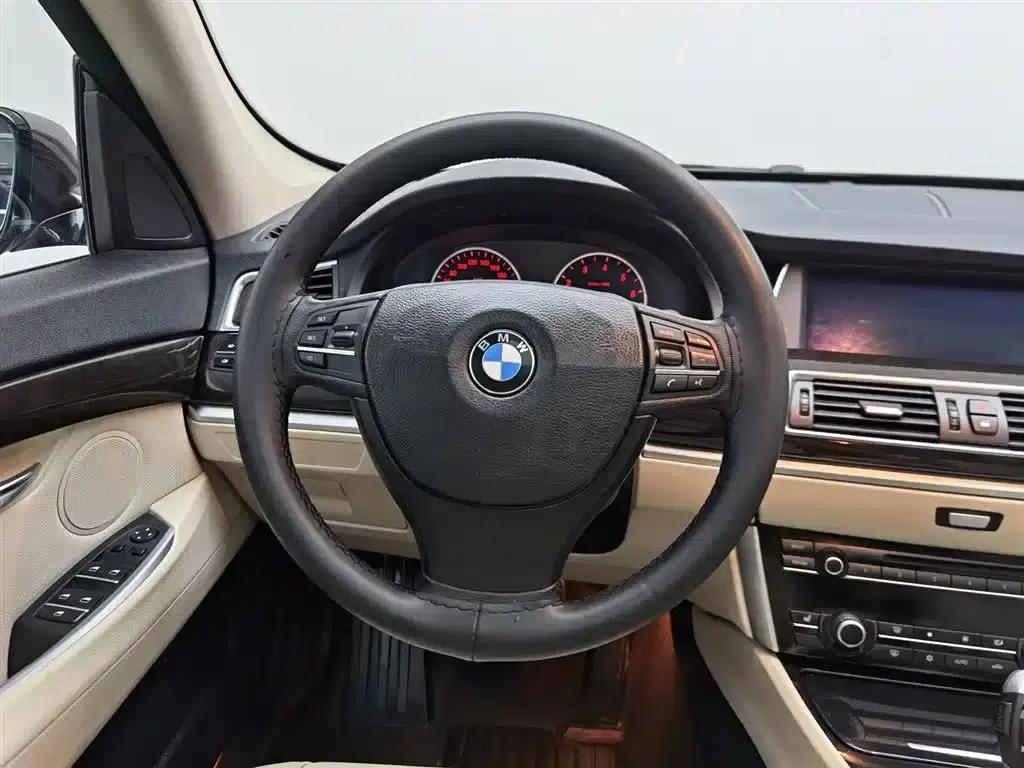 2011 BMW 5 Series GT 535i Elegant Edition — миниатюра 11