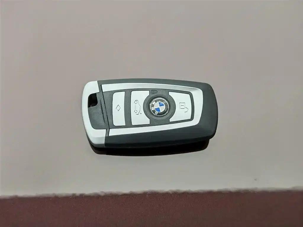 2011 BMW 5 Series GT 535i Elegant Edition — миниатюра 19