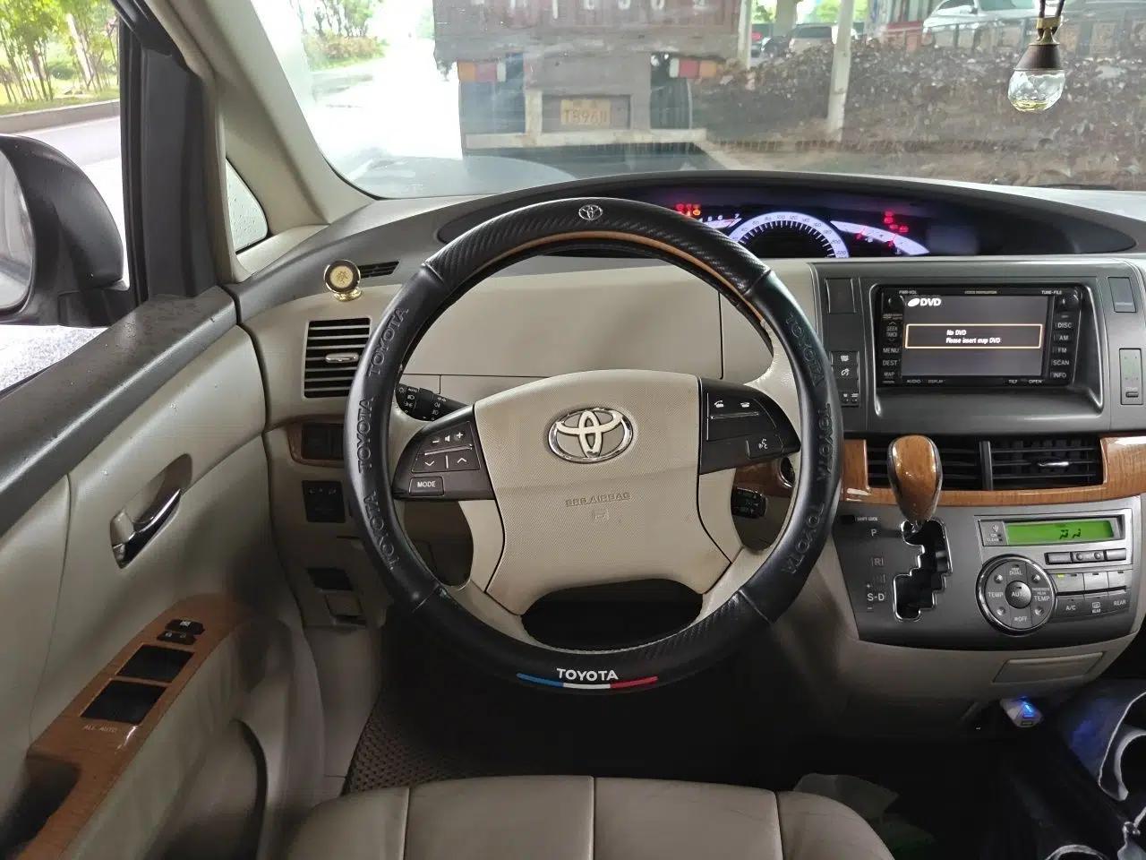 Toyota Previa 2012 2.4L 7-Seater Standard Edition — миниатюра 11