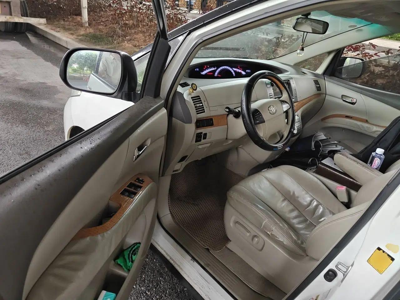 Toyota Previa 2012 2.4L 7-Seater Standard Edition — миниатюра 17