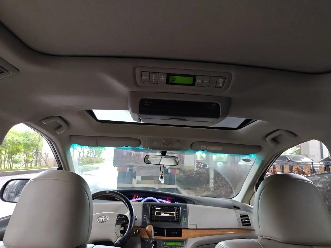 Toyota Previa 2012 2.4L 7-Seater Standard Edition — миниатюра 19