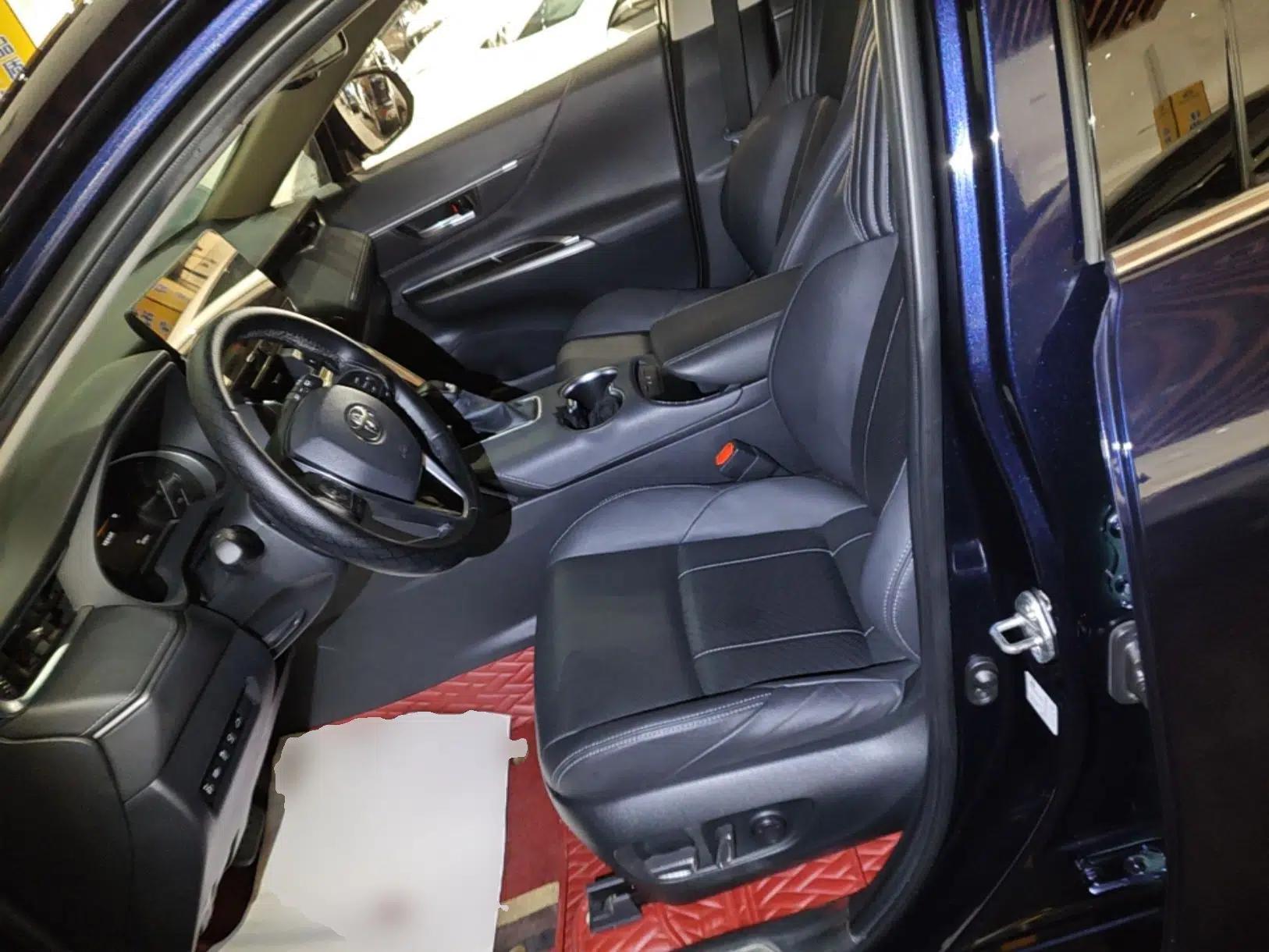 Toyota Harrier 2022 2.0L CVT Two-Wheel Drive Deluxe Edition — миниатюра 18