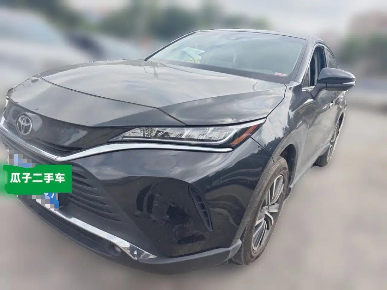 Toyota Harrier 2022 2.0L CVT Two-Wheel Drive Luxury Edition — миниатюра 1