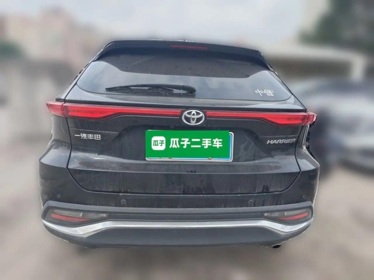 Toyota Harrier 2022 2.0L CVT Two-Wheel Drive Luxury Edition — миниатюра 5