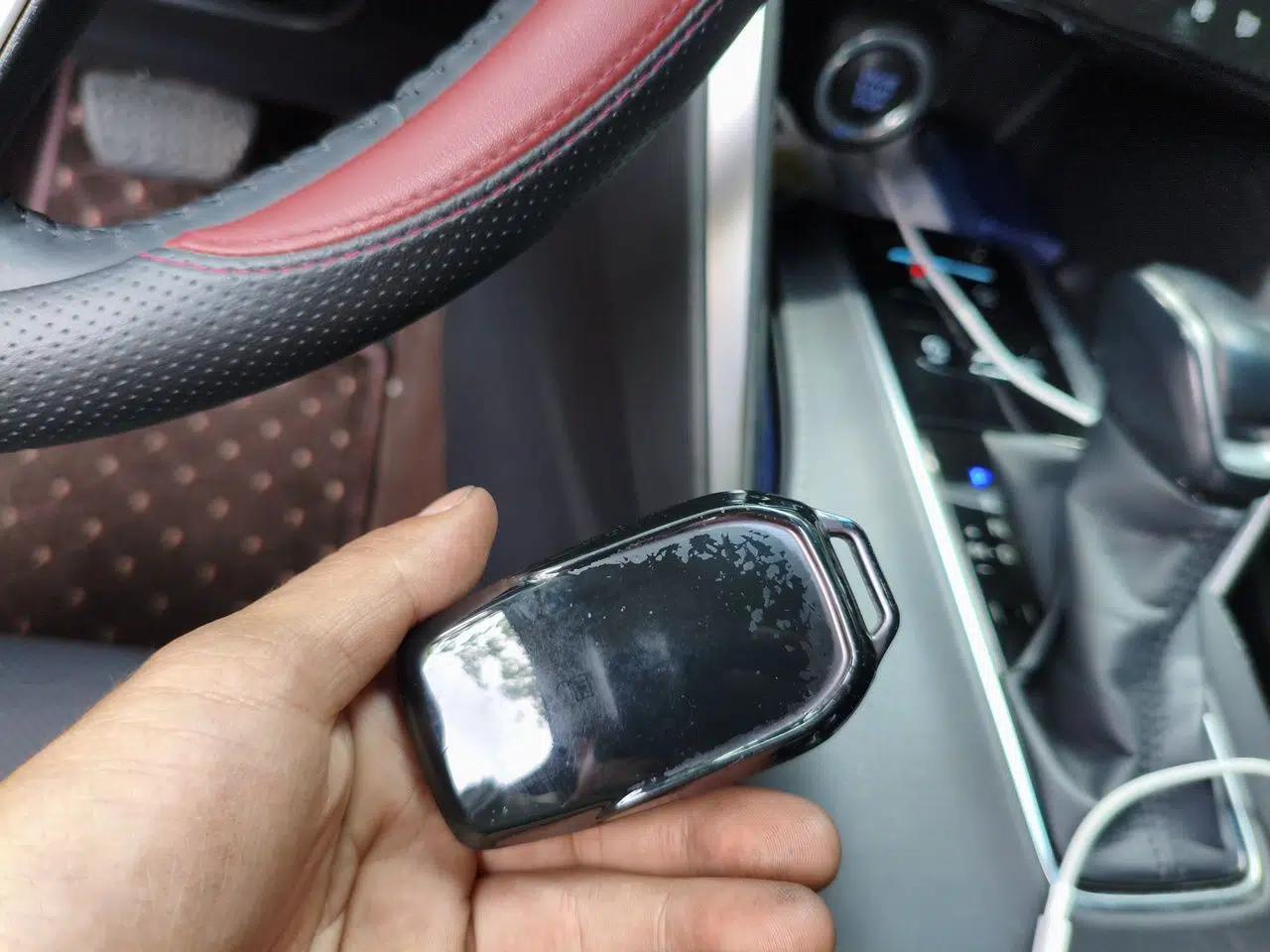 Toyota Harrier 2022 2.0L CVT Two-Wheel Drive Deluxe Edition — миниатюра 9